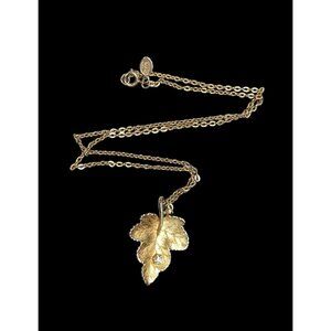 Vintage 1970s Avon Maple Leaf Gold Tone Necklace With Rhinestone Accents
